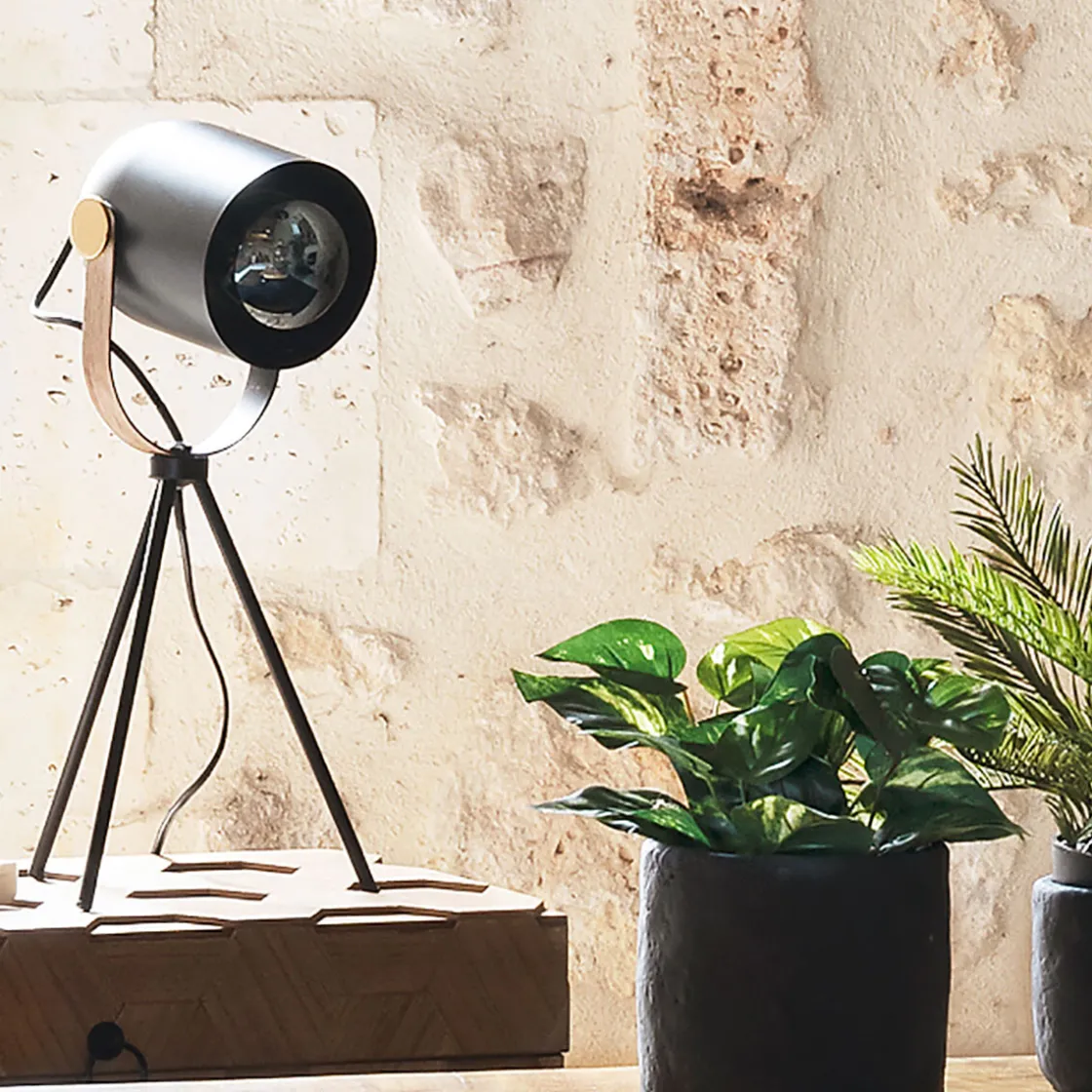 ATMOSPHERA Lampe trépied "Bil" Hot